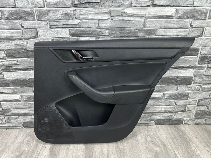 Обшивка двери, 1500 рублей, Москва