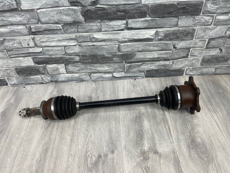 Привод задний, 5000 рублей, Москва