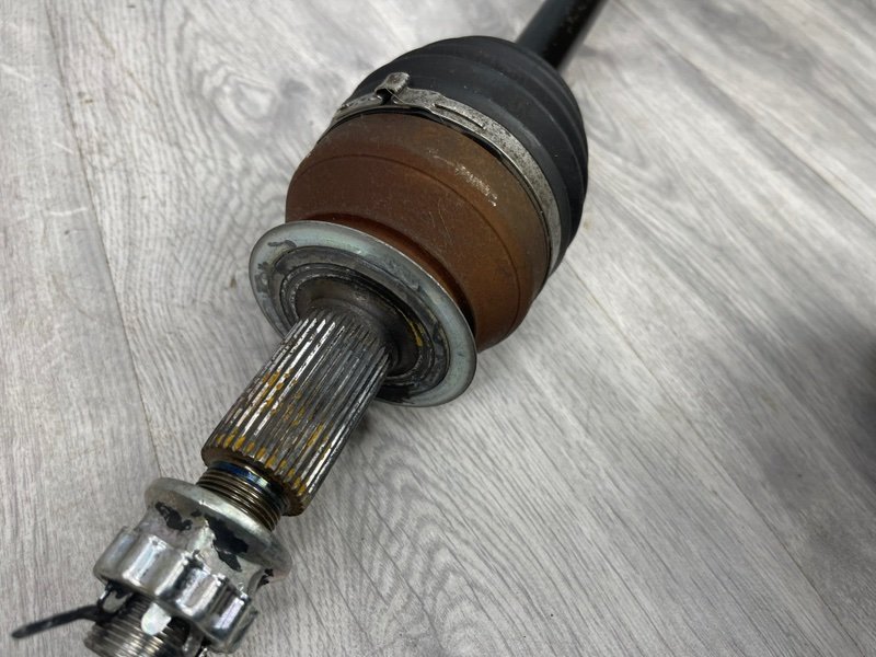 Привод задний, 5000 рублей, Москва