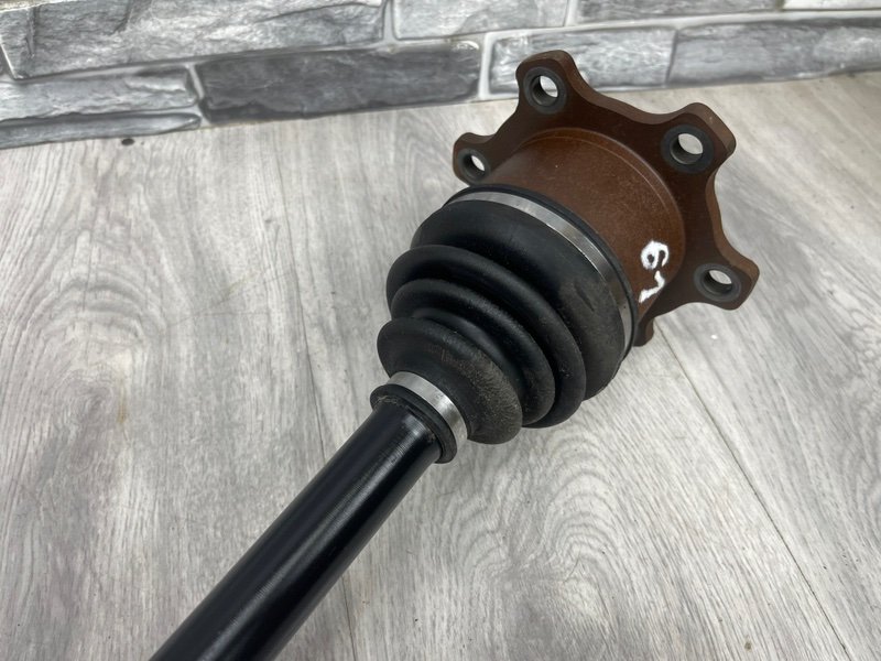 Привод задний, 5000 рублей, Москва