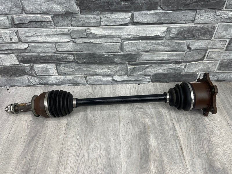 Привод задний, 5000 рублей, Москва