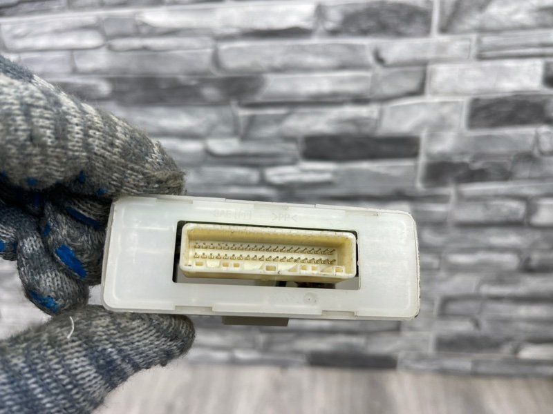 Блок управления светом, 2000 рублей, Москва