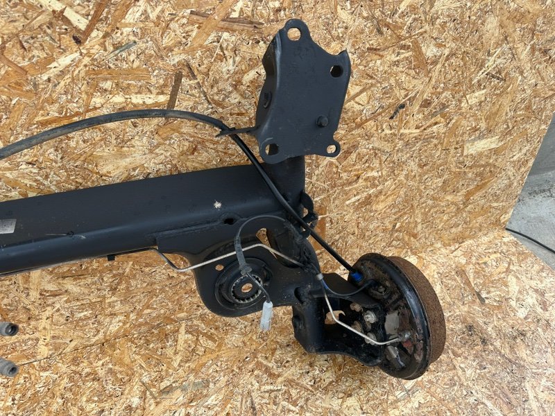 Балка задняя, 28000 рублей, Москва