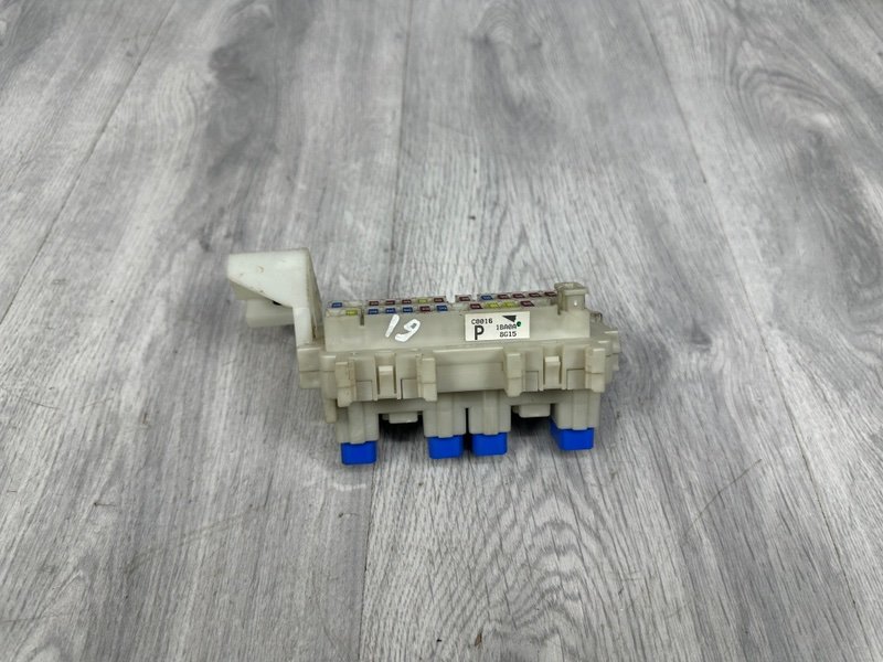 Блок предохранителей салонный, Москва