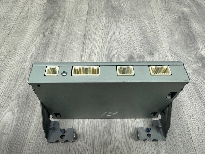 Блок электронный, 2000 рублей, Москва