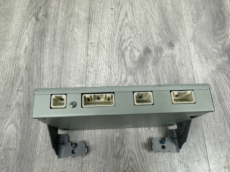 Блок электронный, 2000 рублей, Москва