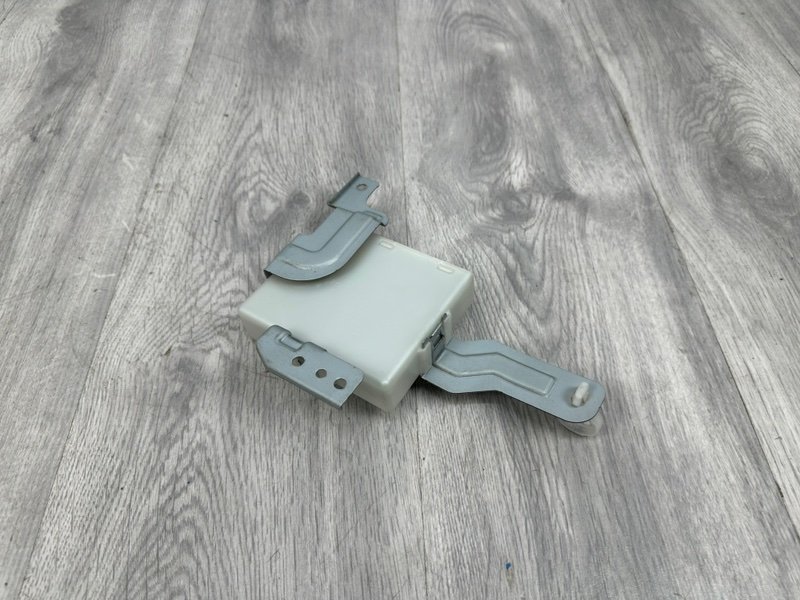 Блок электронный, 1000 рублей, Москва