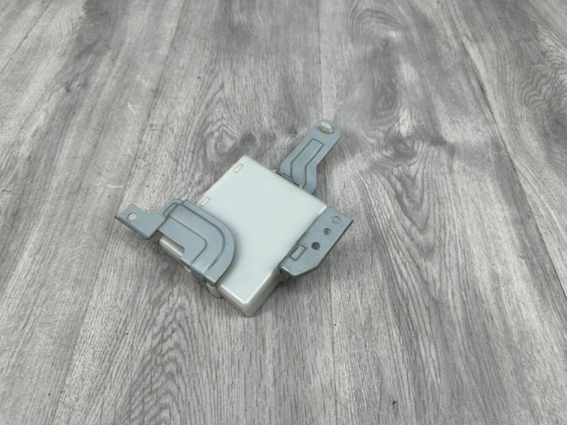 Блок электронный, 1000 рублей, Москва