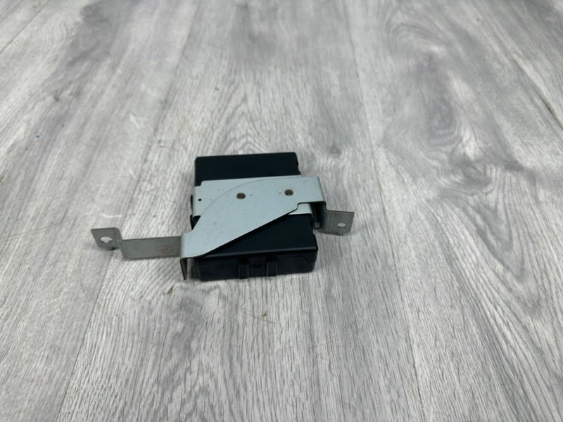 Блок управления парктроником, 2000 рублей, Москва