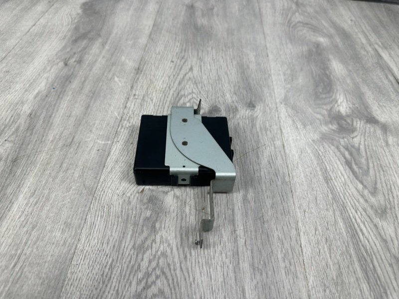 Блок управления парктроником, 2000 рублей, Москва