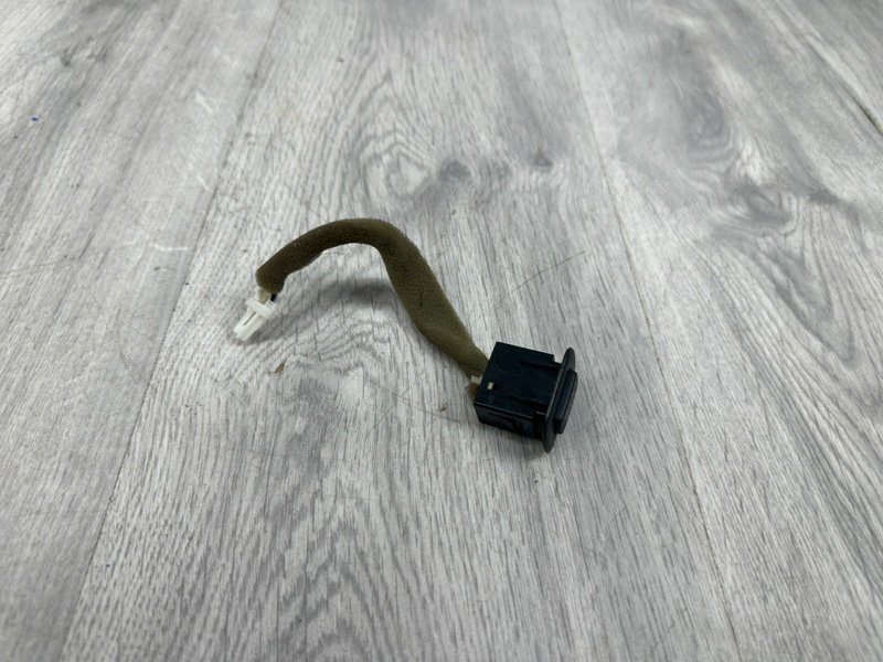 Кнопка, Москва