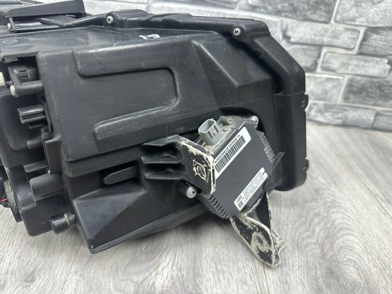 Фара левая, 43000 рублей, Москва