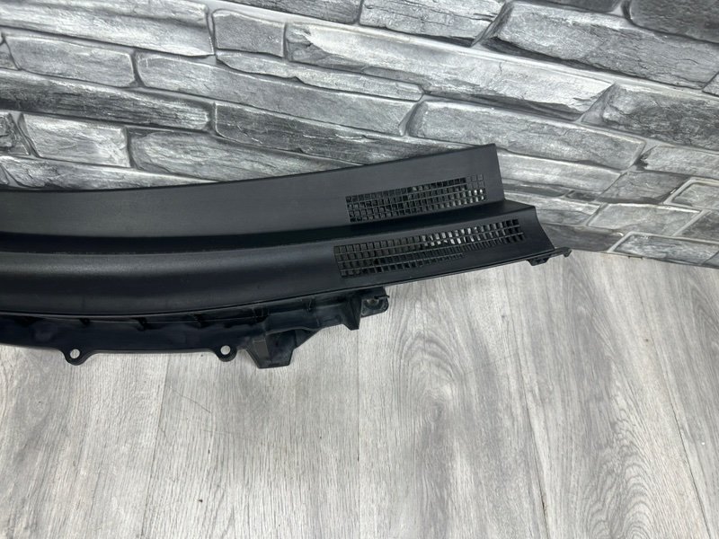 Планка под лобовое стекло, 1000 рублей, Москва