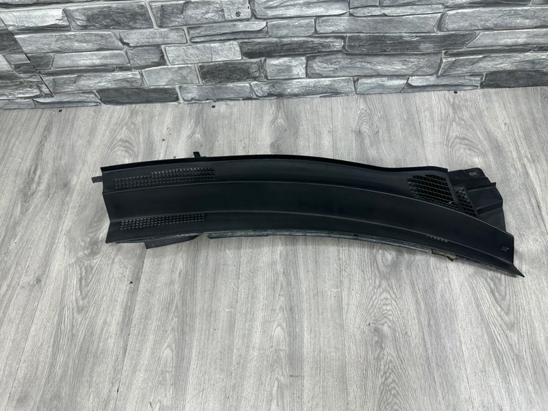 Планка под лобовое стекло, 1000 рублей, Москва