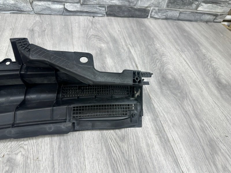 Планка под лобовое стекло, 1000 рублей, Москва