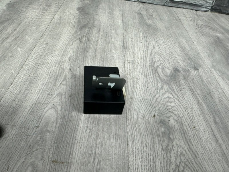 Блок электронный, 1000 рублей, Москва