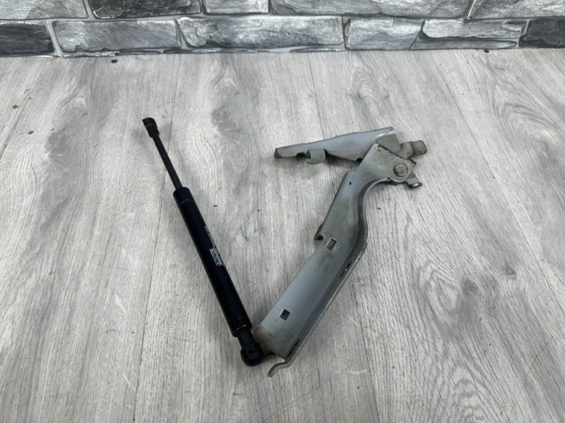 Петля капота, 5000 рублей, Москва