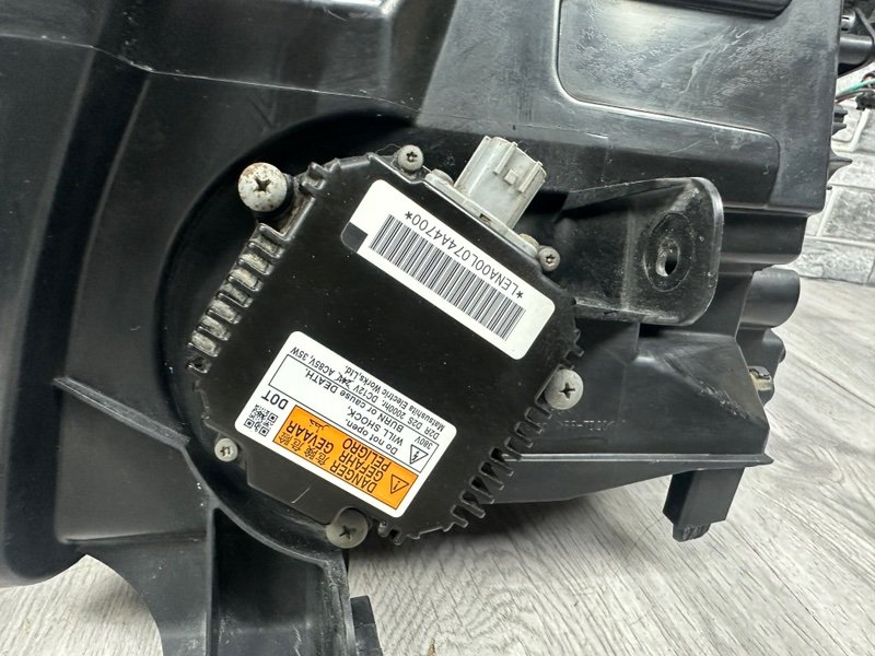 Фара правая, 50000 рублей, Москва