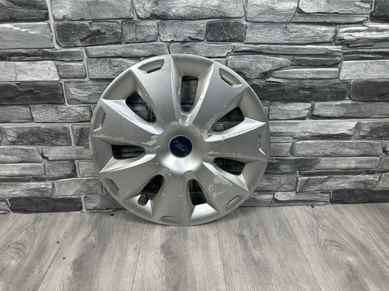 Колпак колеса, Москва