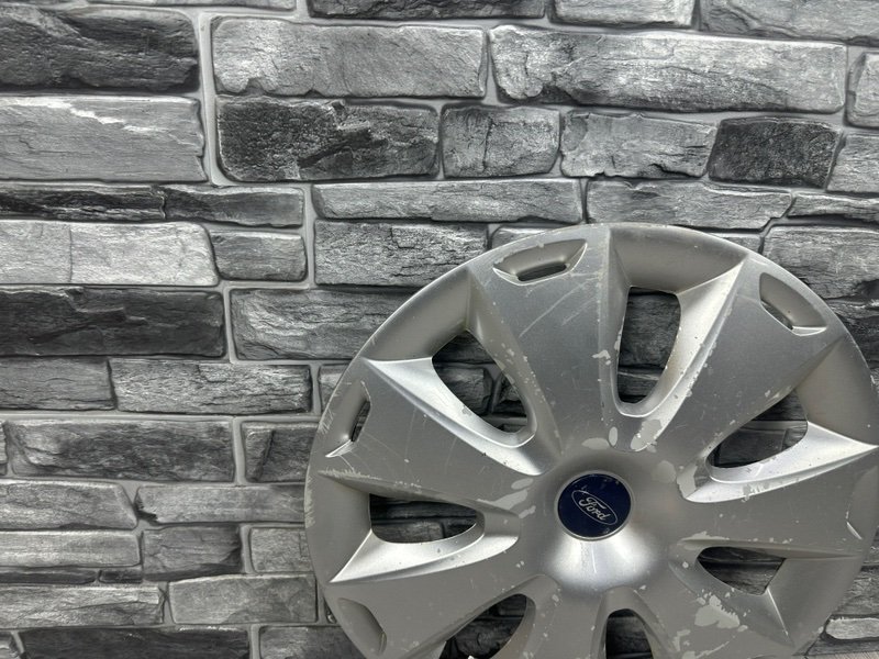 Колпак колеса, Москва