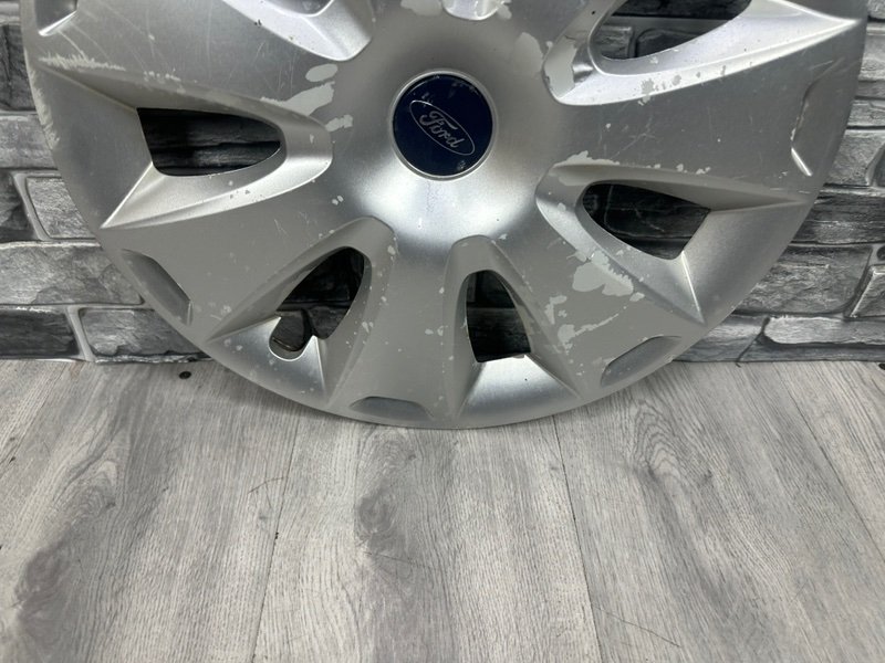 Колпак колеса, Москва