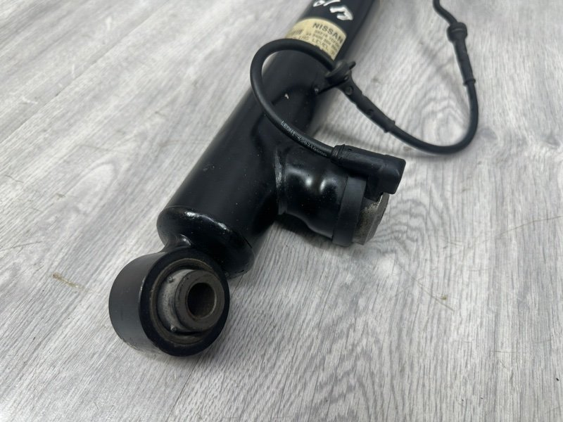 Амортизатор задний, 3000 рублей, Москва