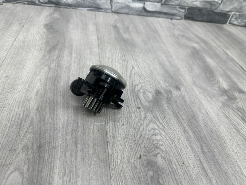 Фара противотуманная, 4000 рублей, Москва