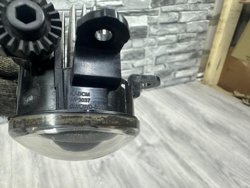 Фара противотуманная, 4000 рублей, Москва