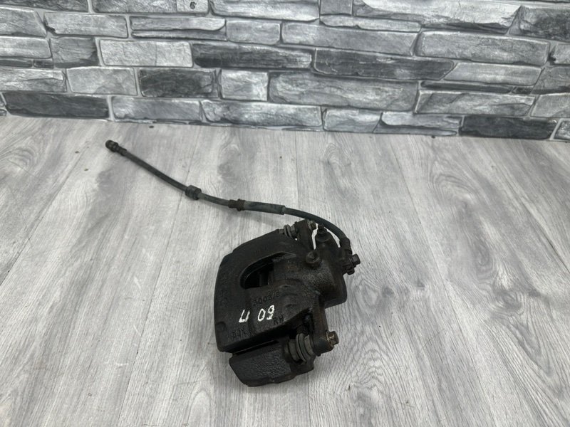 Суппорт тормозной передний правый, 2500 рублей, Москва