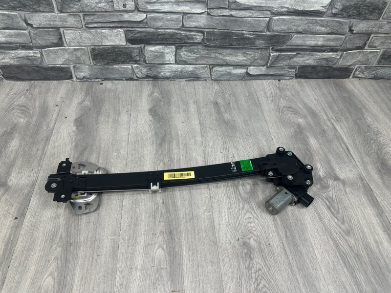 Стеклоподъемник задний, 2000 рублей, Москва