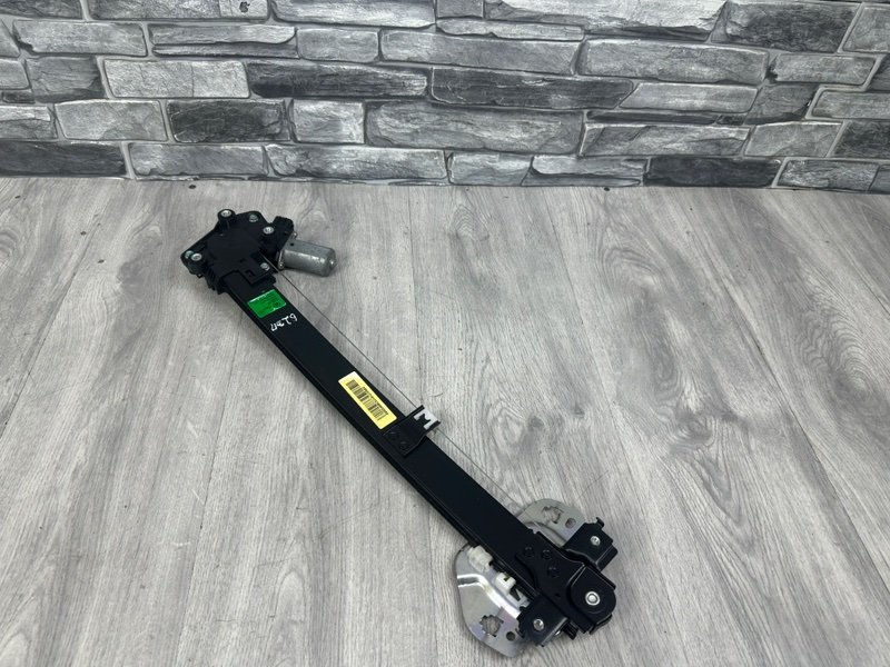 Стеклоподъемник задний, 2000 рублей, Москва