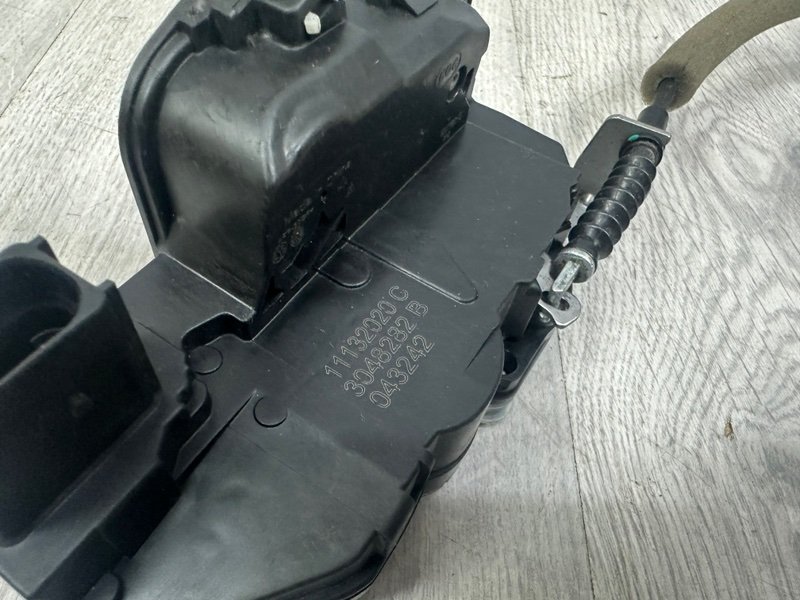 Замок двери задней правой, 3000 рублей, Москва