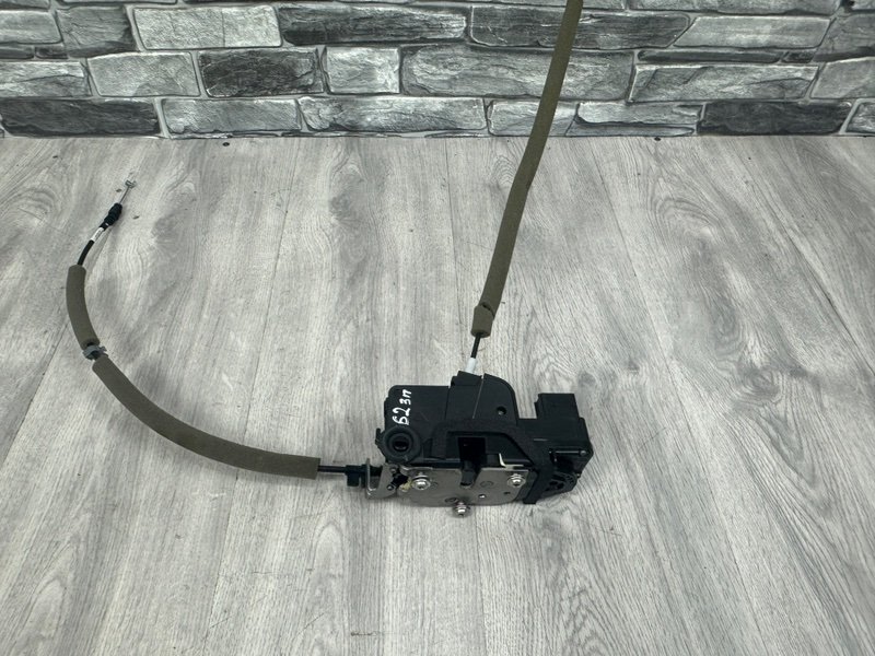 Замок двери задней правой, 3000 рублей, Москва