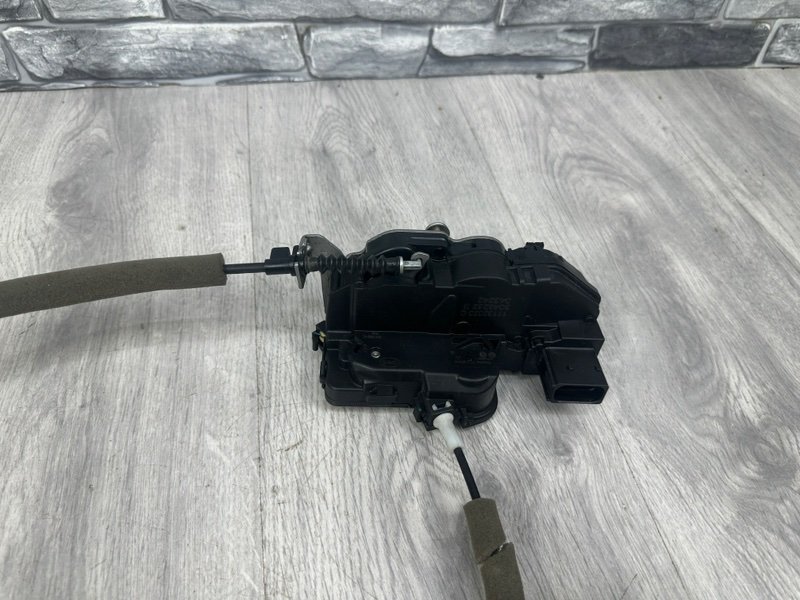 Замок двери задней правой, 3000 рублей, Москва