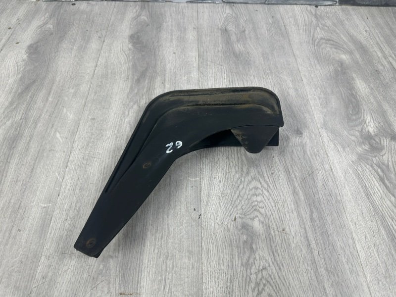 Брызговик, 1000 рублей, Москва