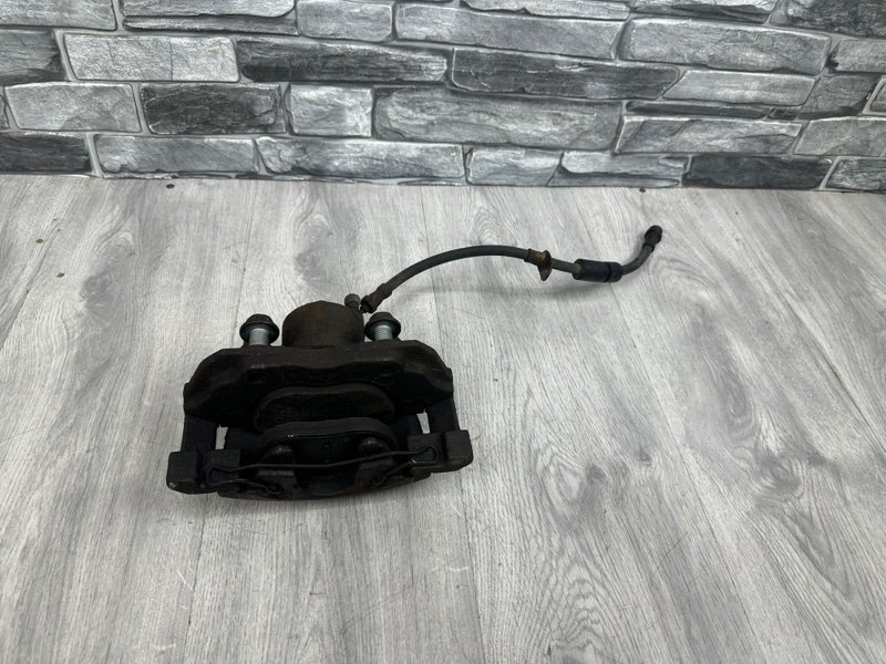 Суппорт тормозной передний правый, 1100 рублей, Москва