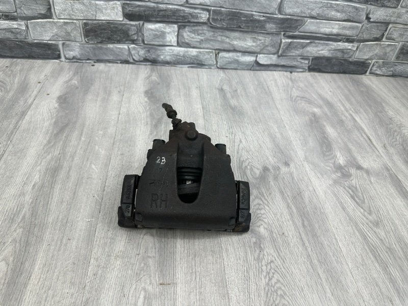 Суппорт тормозной передний правый, 1100 рублей, Москва