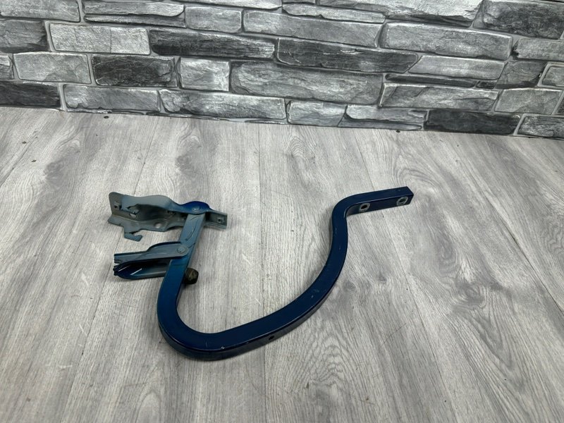 Петля крышки багажника, 1500 рублей, Москва