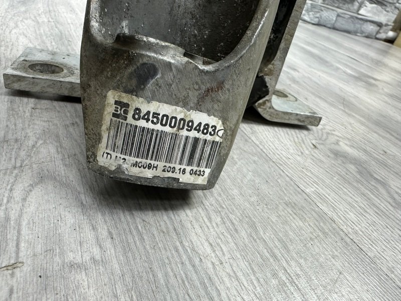 Опора двигателя, 1700 рублей, Москва