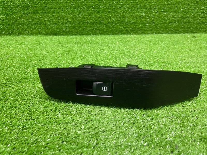 Кнопка стеклоподъемника, 1500 рублей, Москва