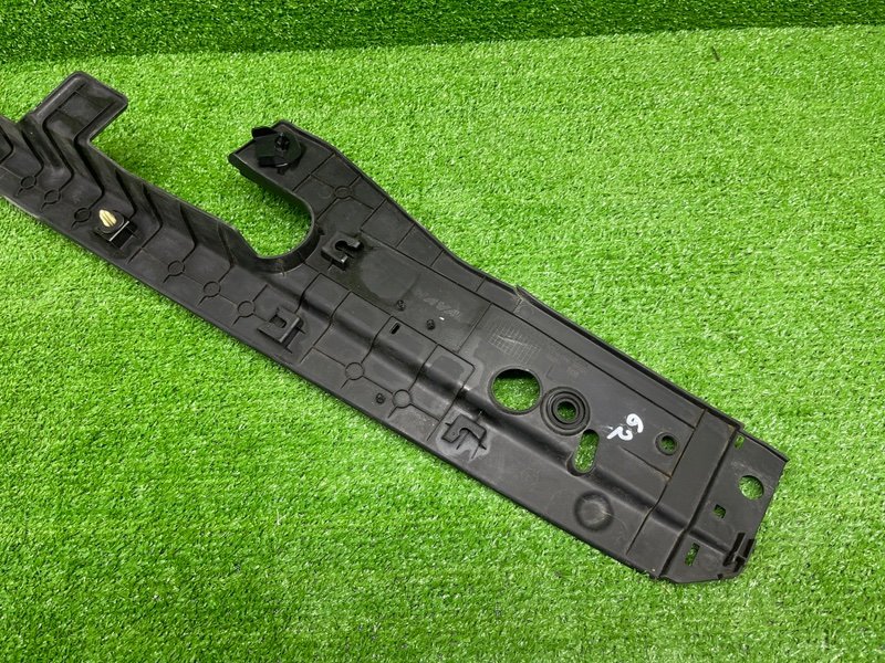 Накладка крыла, 1000 рублей, Москва