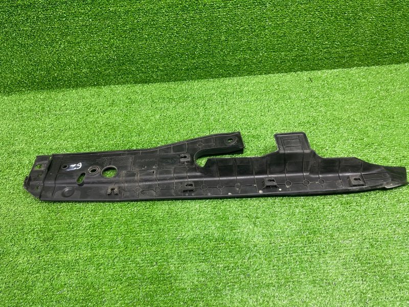 Накладка крыла, 1000 рублей, Москва