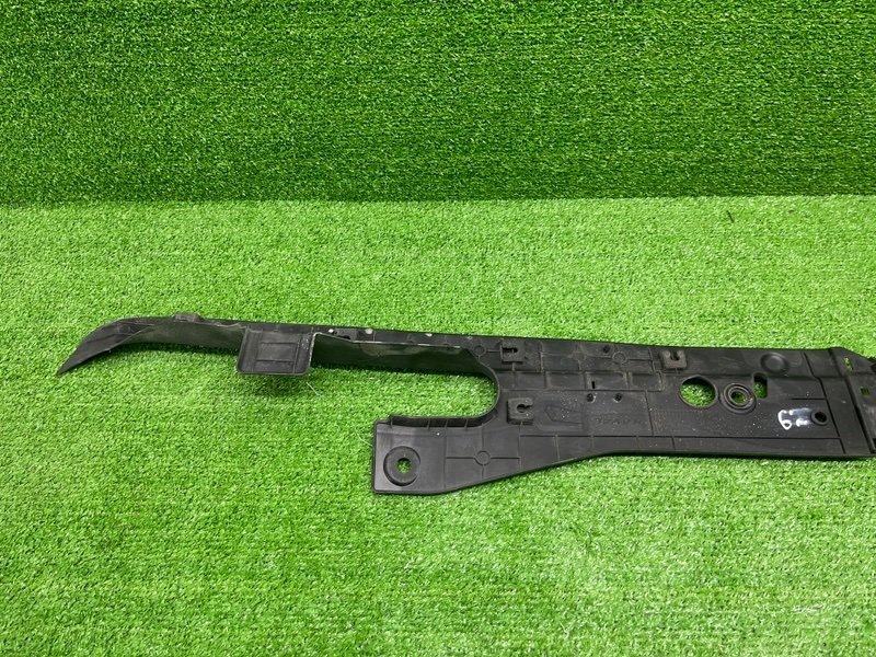 Накладка крыла, 1000 рублей, Москва