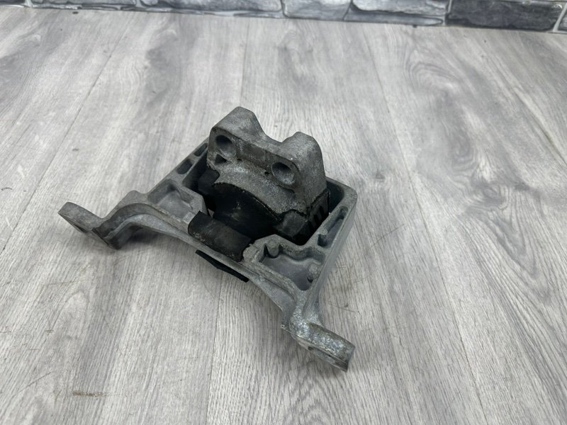 Опора двигателя, 2800 рублей, Москва