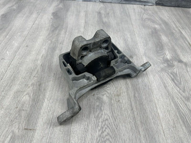 Опора двигателя, 2800 рублей, Москва