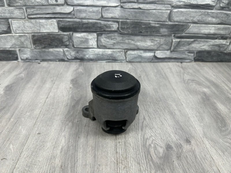 Опора двигателя, 1500 рублей, Москва