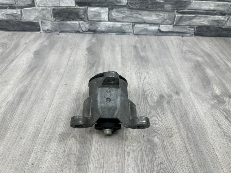 Опора двигателя, 1500 рублей, Москва