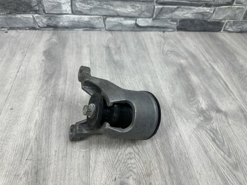 Опора двигателя, 1500 рублей, Москва