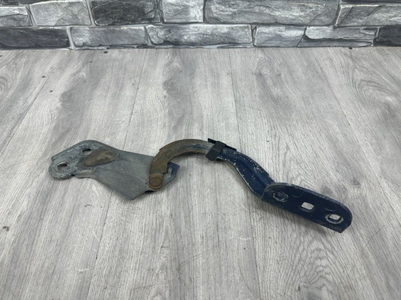 Петля капота, 950 рублей, Москва