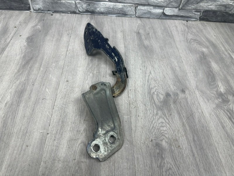 Петля капота, 950 рублей, Москва